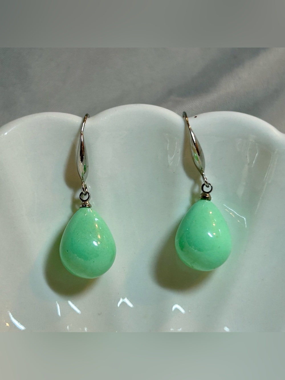 Cucumber Green Teardrop Dangle Earrings - Women Jewelry